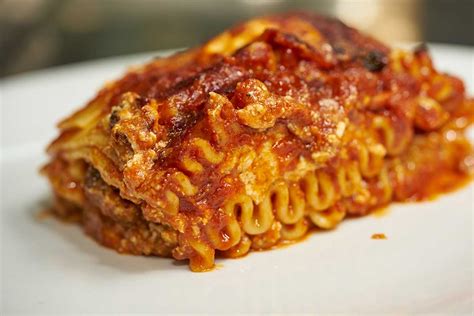 lasagna naga city|La La La Lasagna .